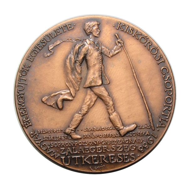 MÉE Kiskőrös 1988 Petőfi útja 3.